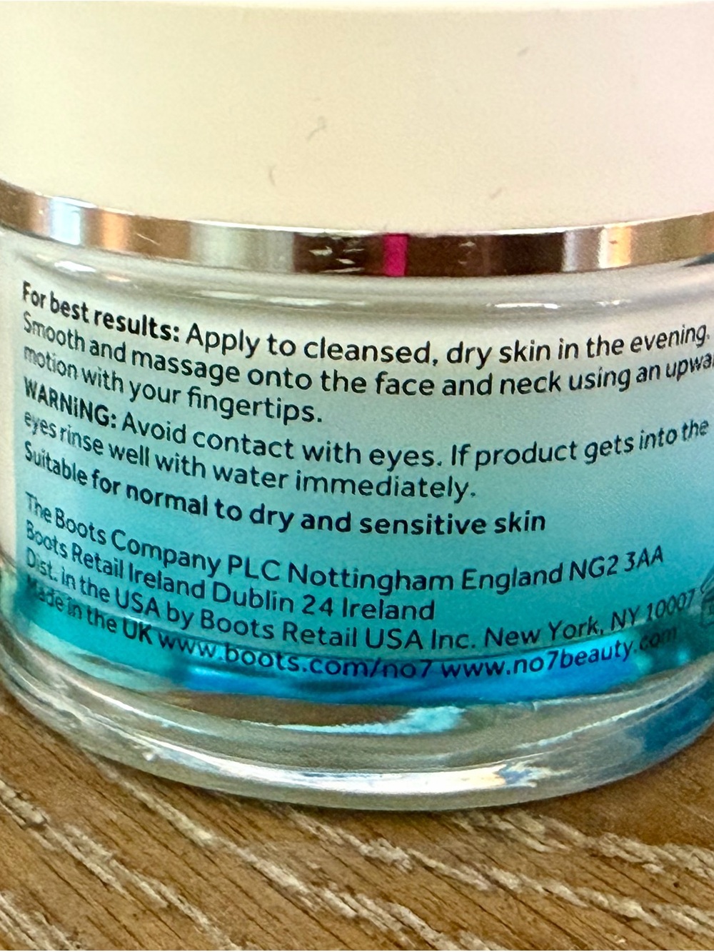 No7 HydraLuminous+ Hydrating Night Gel — Blue - Picture 7 of 8
